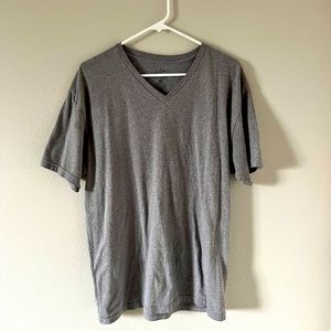 Men’s 3-pack, XL light grey, dark grey, and black, short sleeve t-shirt